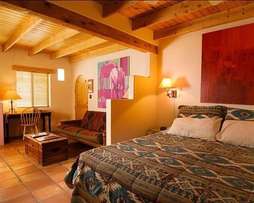 Burch Street Casitas Hotel Taos