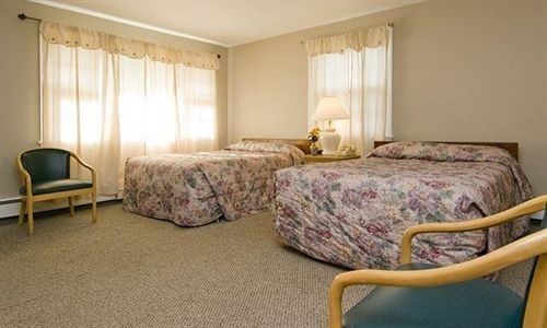 Monticello Inn Framingham