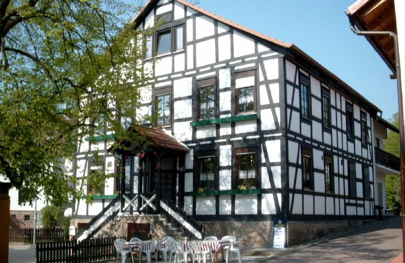 AdiHotels \"Linde\"" & \""Haus Gombert\"""