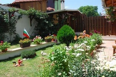 Outdoor Pictures 22