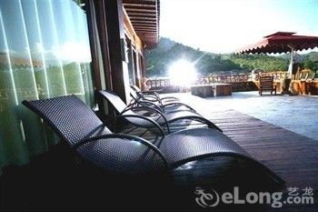 Outdoor Pictures 3