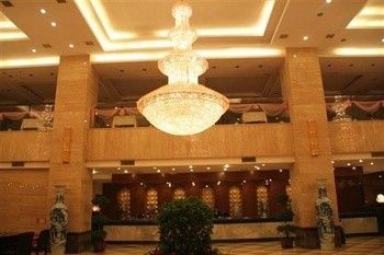 Junhong Hotel