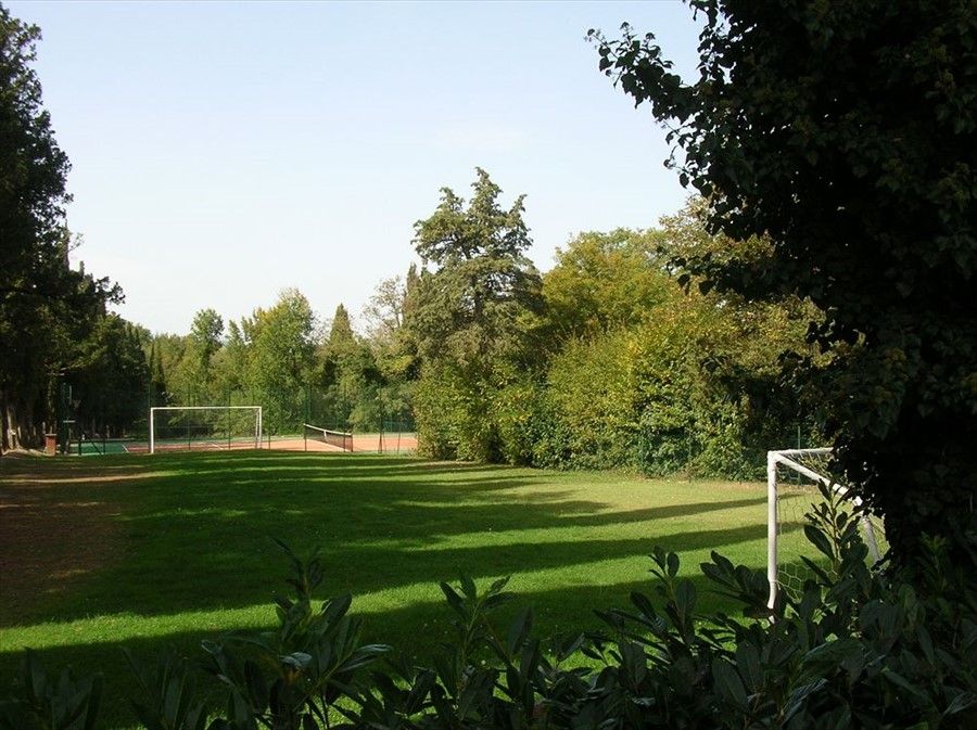 Outdoor Pictures 18