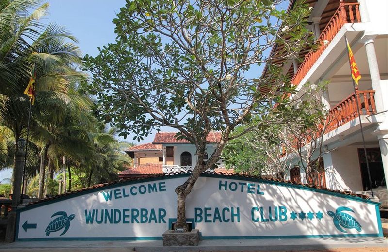 Wunderbar Beach Hotel