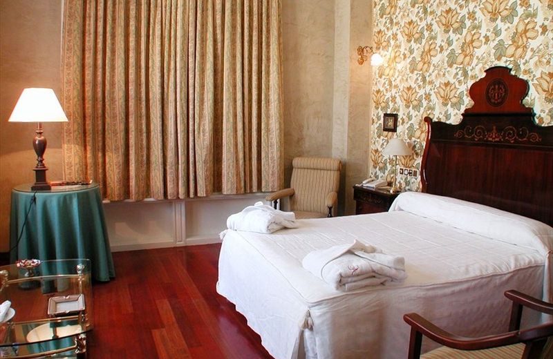 Hotel Alabardero