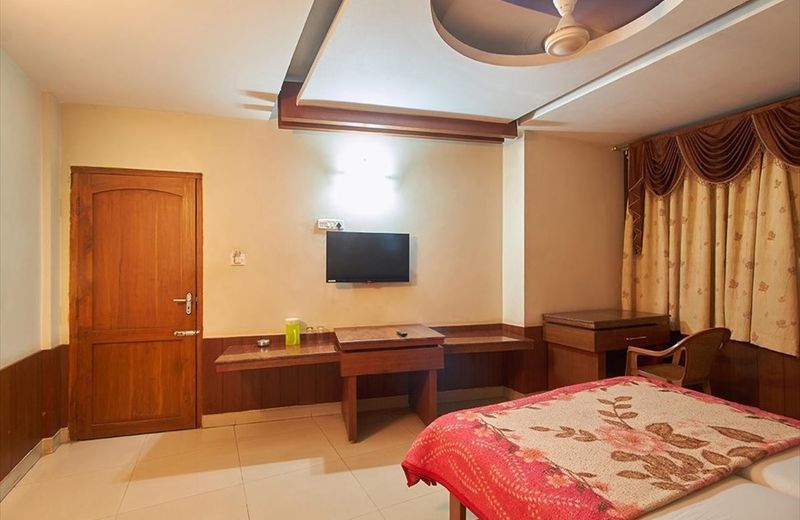 New Cape Hotel