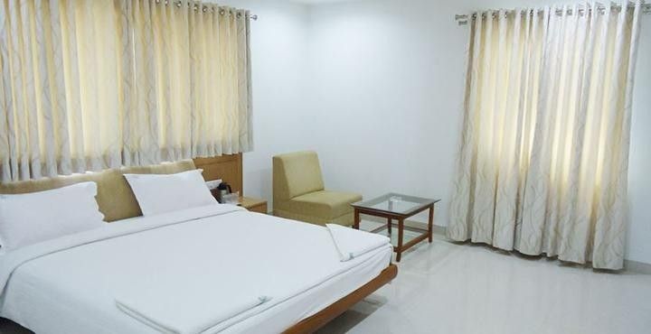 Fabhotel Syberitic Suites Gachibowli - Fully Vaccinated Staff