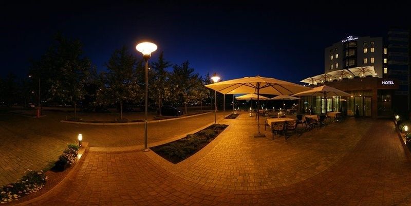 Outdoor Pictures 23