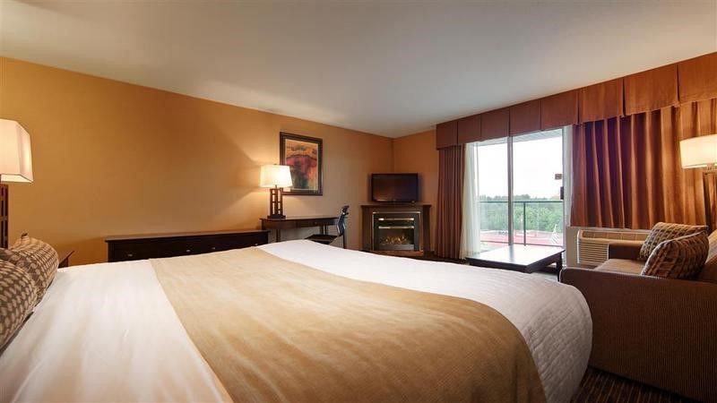 Best Western PLUS Mission City Lodge