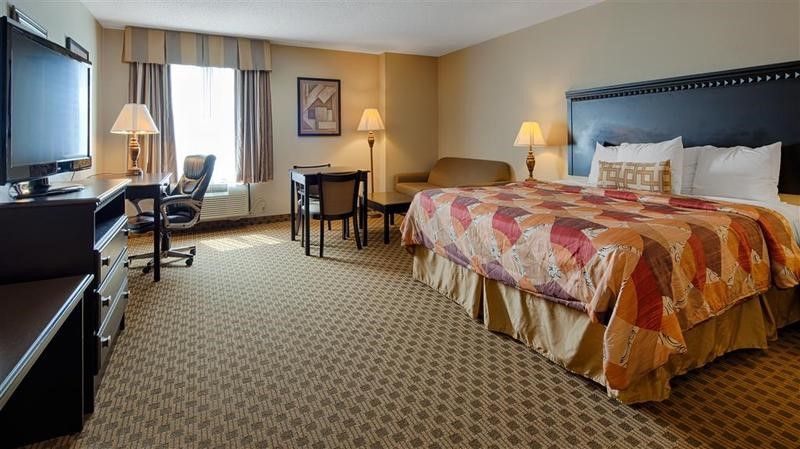 Best Western Plus Hopewell Inn