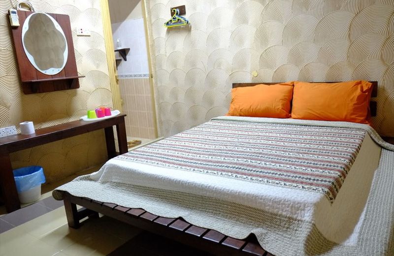 TNT Novelty Vacation House