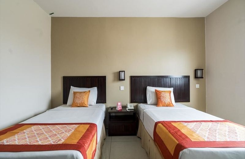 OYO 244 Family Hotel