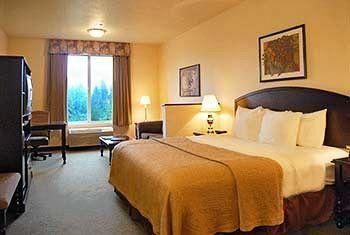 Oxford Suites Spokane Valley