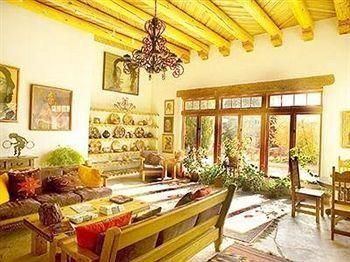 Casa Benavides Inn