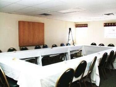 HAWTHORN SUITES LONGMONT