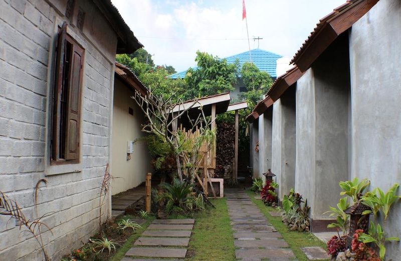 Made Oka Homestay and Warung