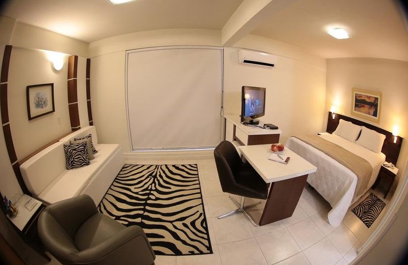Altadomo Hotel