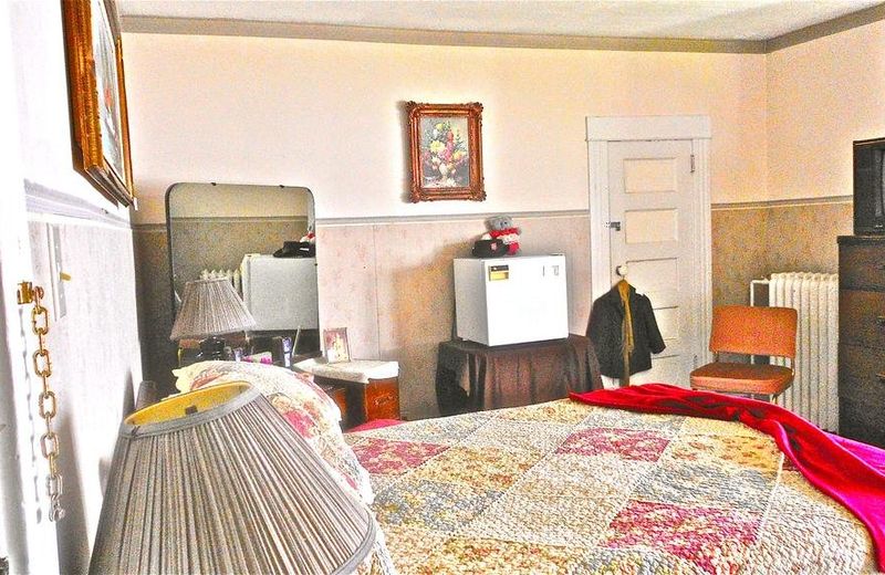 PILLSBURY GUEST HOUSE