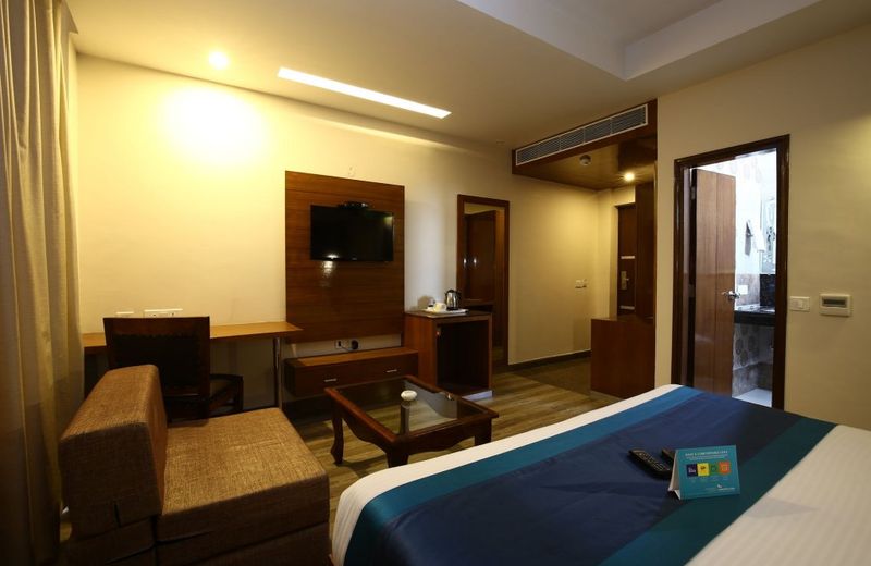 FabHotel Chandigarh Airport