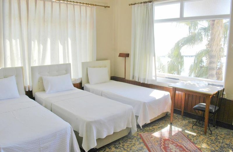 Lades Hotel