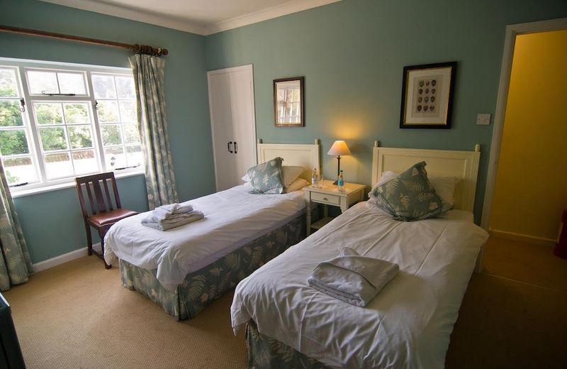 The Queens Head Hotel