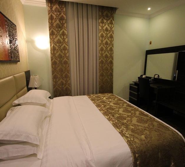 hotel-image
