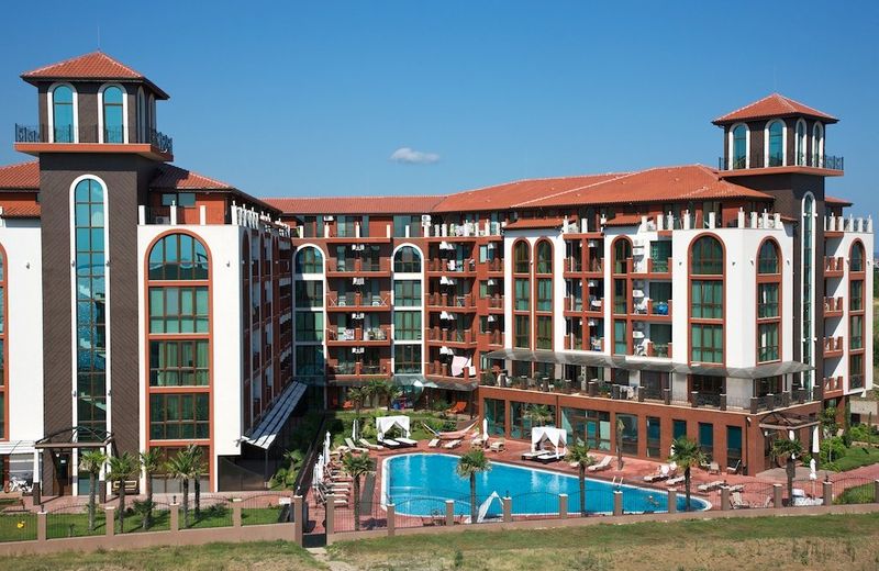 Chateau del Marina Apart Complex
