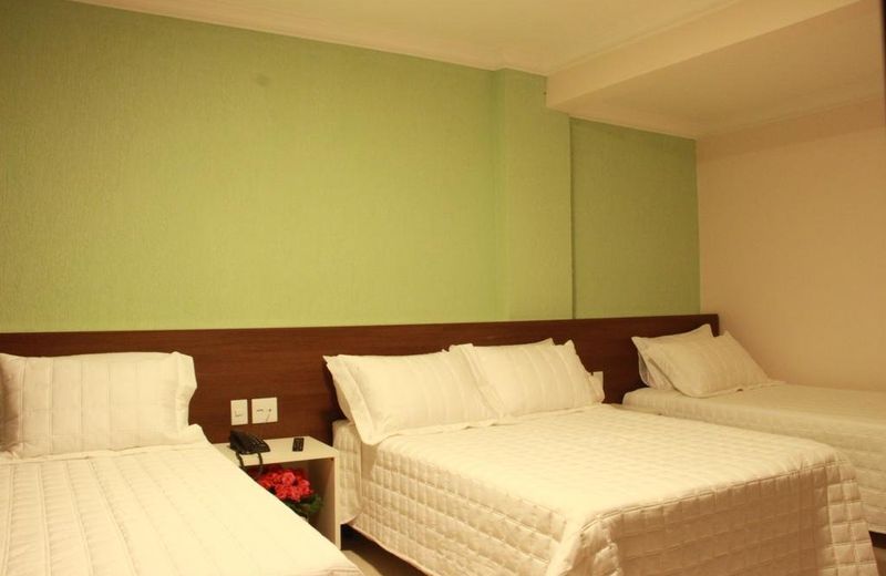 Hotel Saron