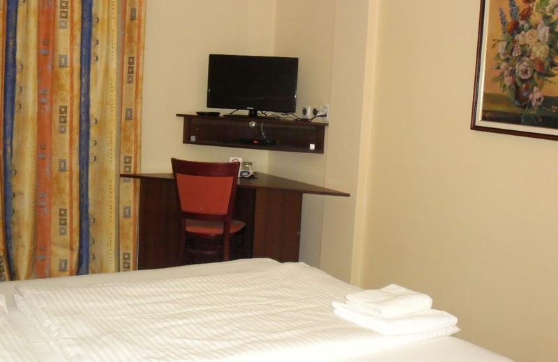 Hotel Arli