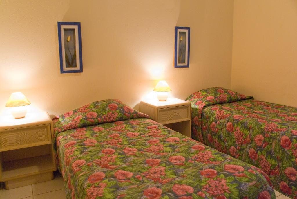 Camacuri Apartments