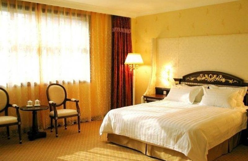 Huazhong Holiday Hotel - Baoding