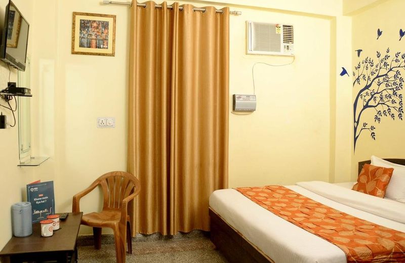 OYO 4033 Hotel Eden Residency