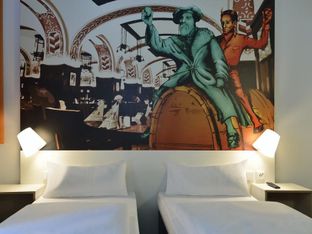 Hotel Image 2
