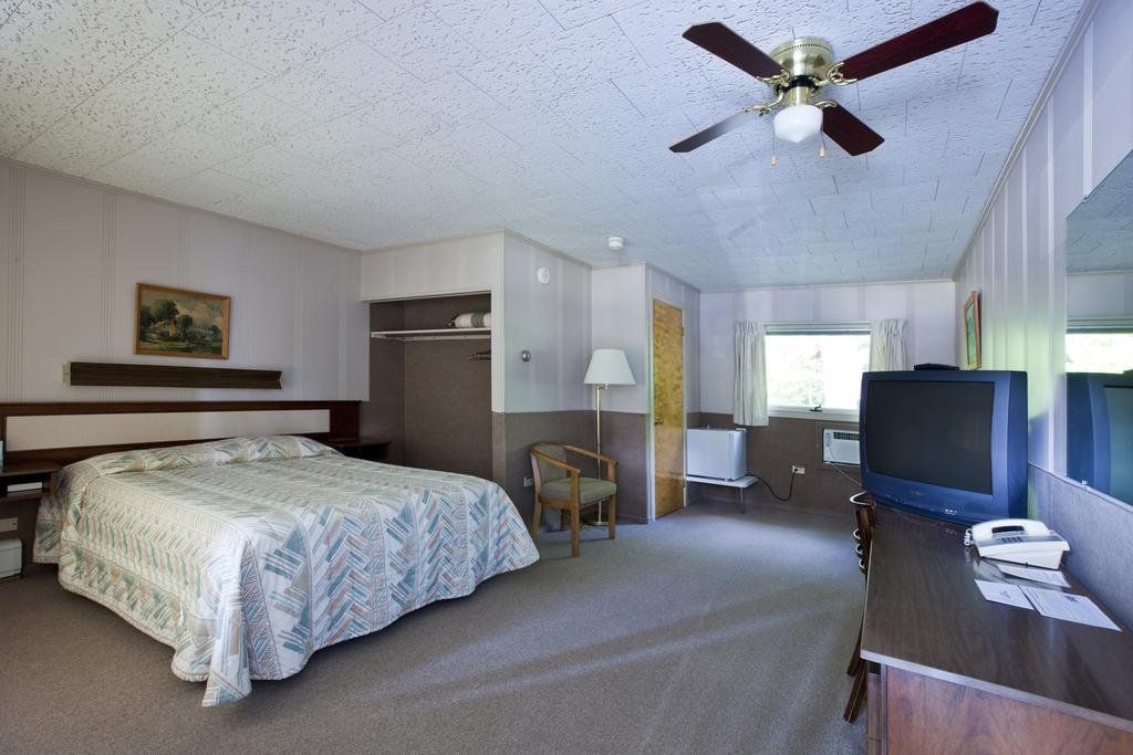 Mount Coolidge Motel