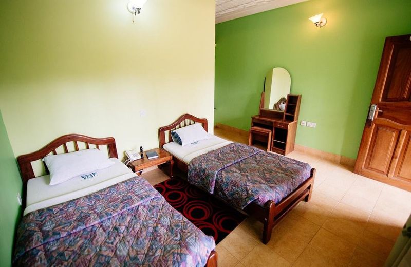 Bunyonyi Overland Resort