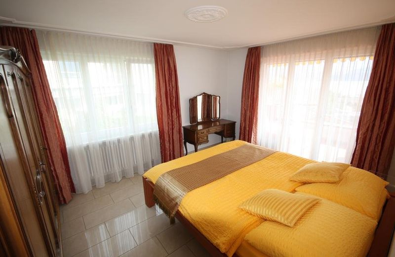 Otium - Luxury Lake View