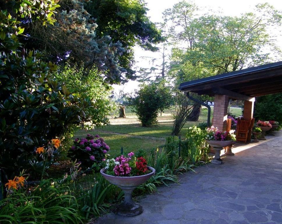 Outdoor Pictures 11