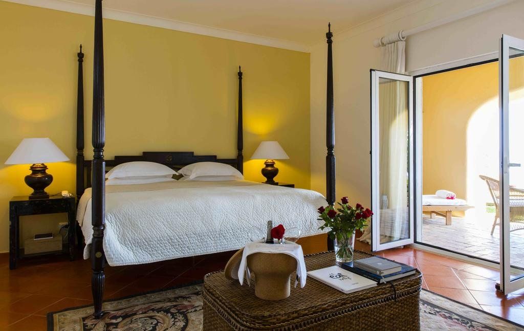 Vila Joya Home, Restaurant & Spa