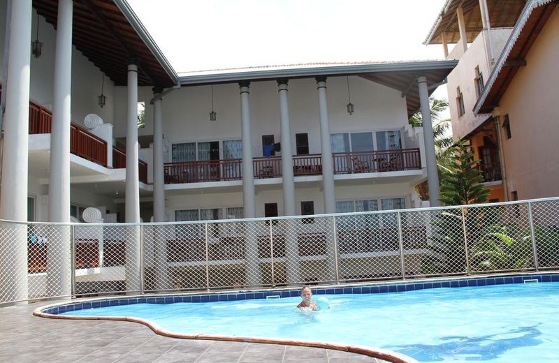 Nb Hotel