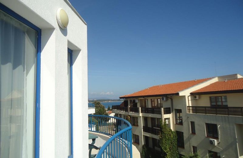 APARTHOTEL BLUE MARINE