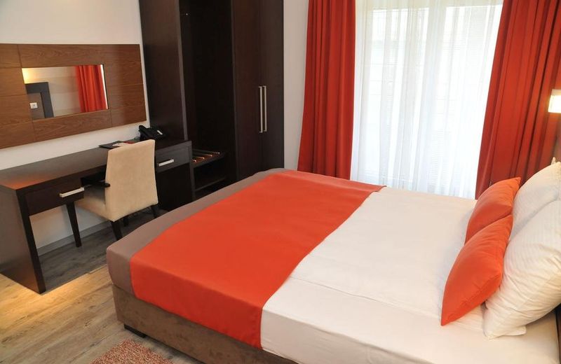 Hotel Srbija Lux