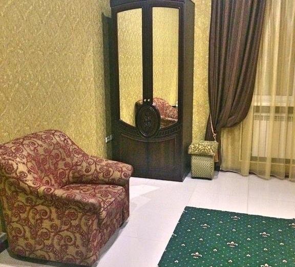 Hotel Monarkh