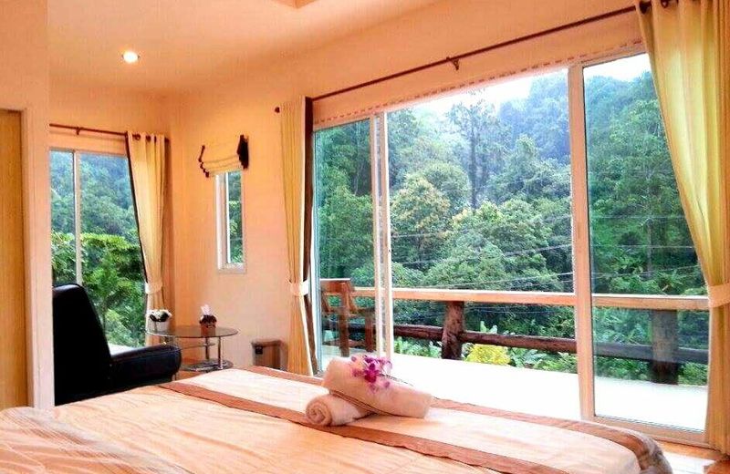 The Road View Resort