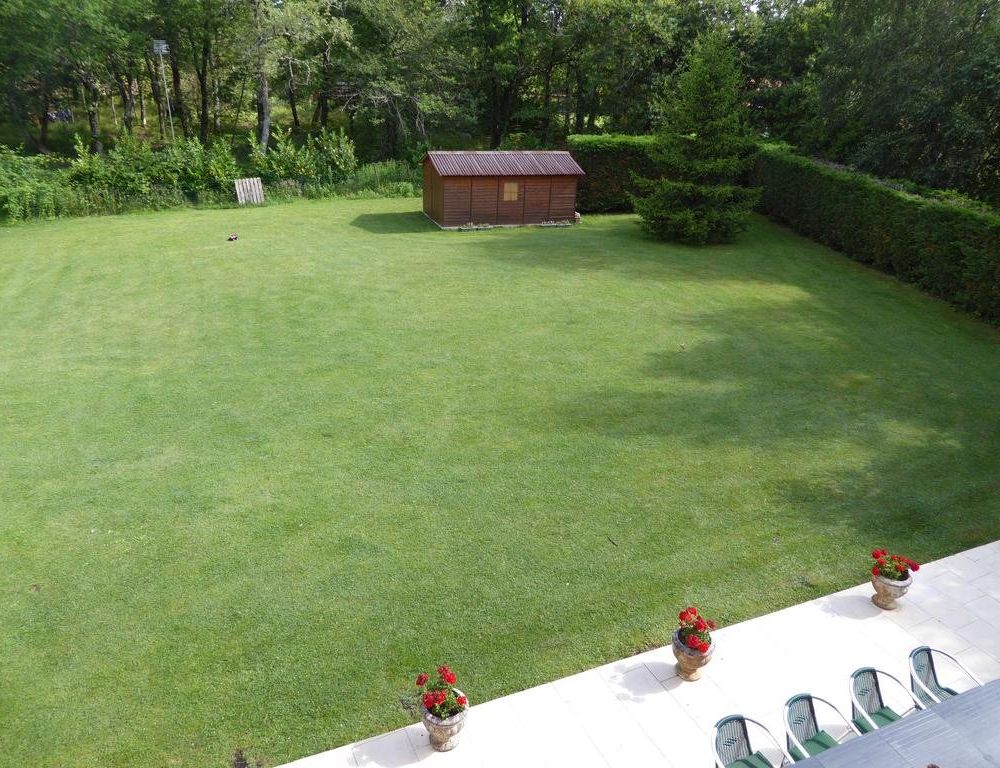 Outdoor Pictures 16