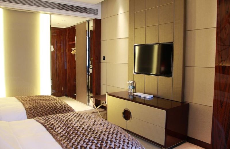 Celebrity Deyang Hotel