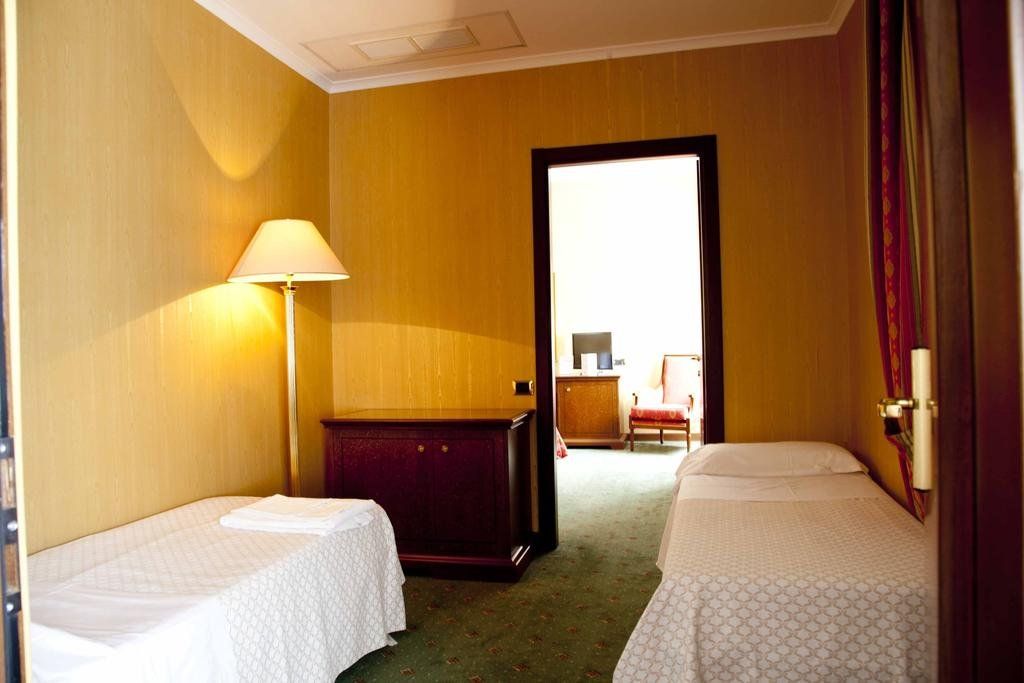Hotel Jolly