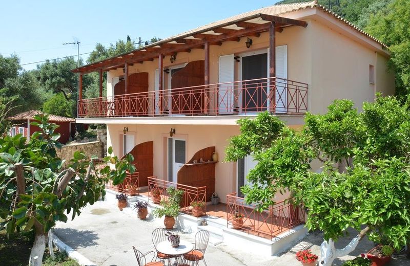 Alavastros Maisonettes Near 3 sandy beaches