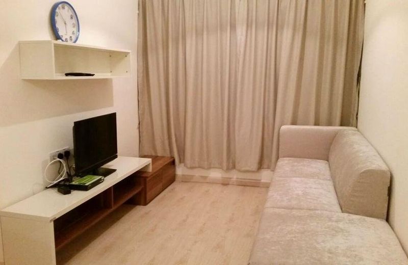 Quin Condominium Homestay
