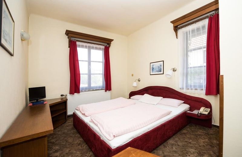 Hotel Drnholec