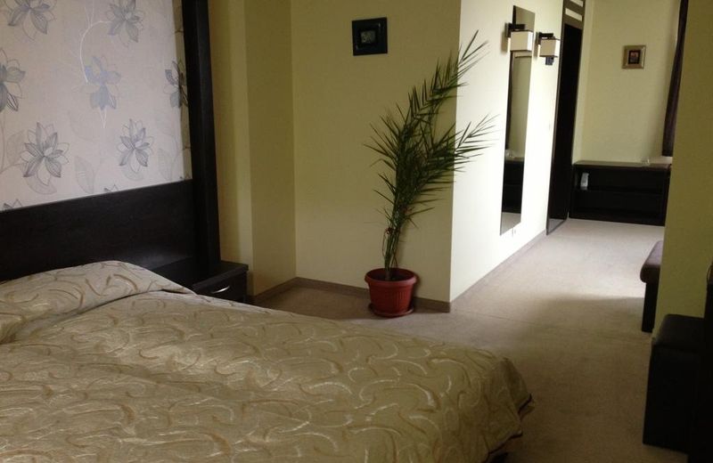 Park Hotel Stratesh